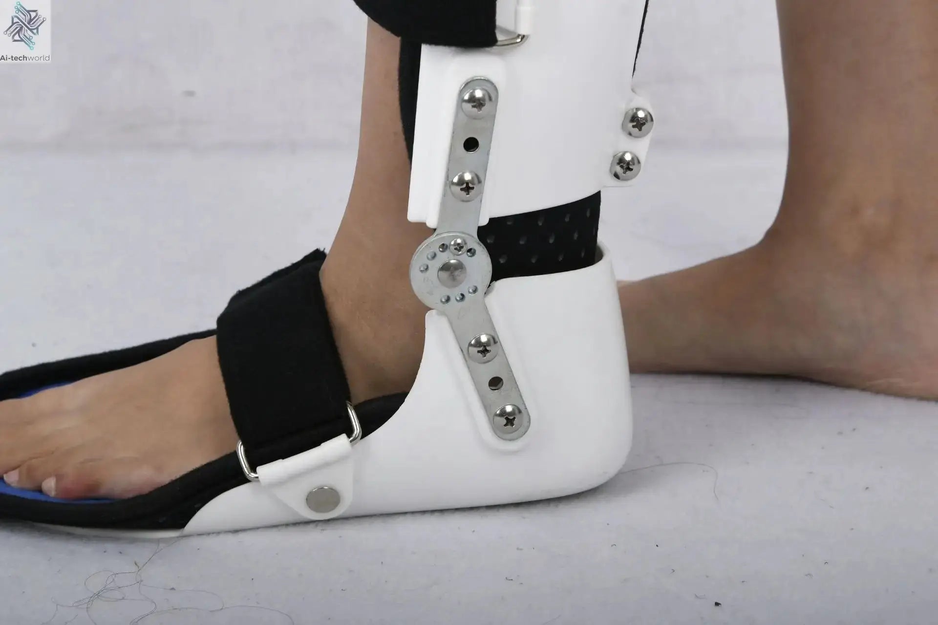 Adult Adjustable Hip, Crotch, Waist, Knee, Ankle and Foot Joint Fixation Brace, High and Low Paraplegic Walking Brace Ai-TechWorld 