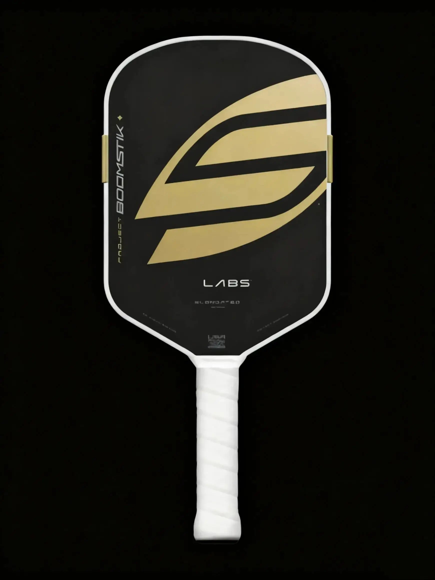 Boomsti Gold Paddle: T700 carbon fiber & EPP+EVA face. Light, durable for all levels. Non-slip grip & LABS multi-layer surface. Ai-TechWorld 