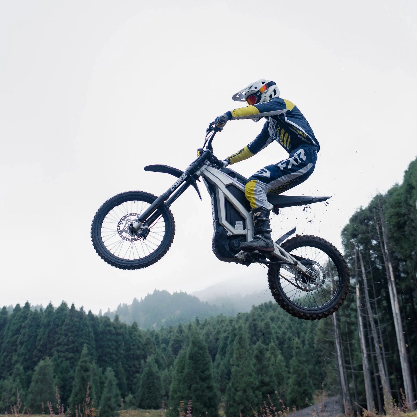 EKXBIKE M1 16800W Peak Electric Dirt Bike 72V/50Ah Electric Bike 85Miles Max Range 62Mph Max Speed Mountain Electric Motorcycle - Ai-TechWorld