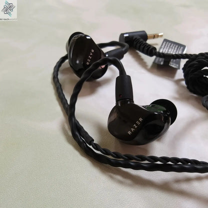 Razer Moray Ergonomic In-ear Monitor for All-day Streaming Hybrid Dual-driver Acoustic Design Superior Passive Noise Isolation Ai-TechWorld 