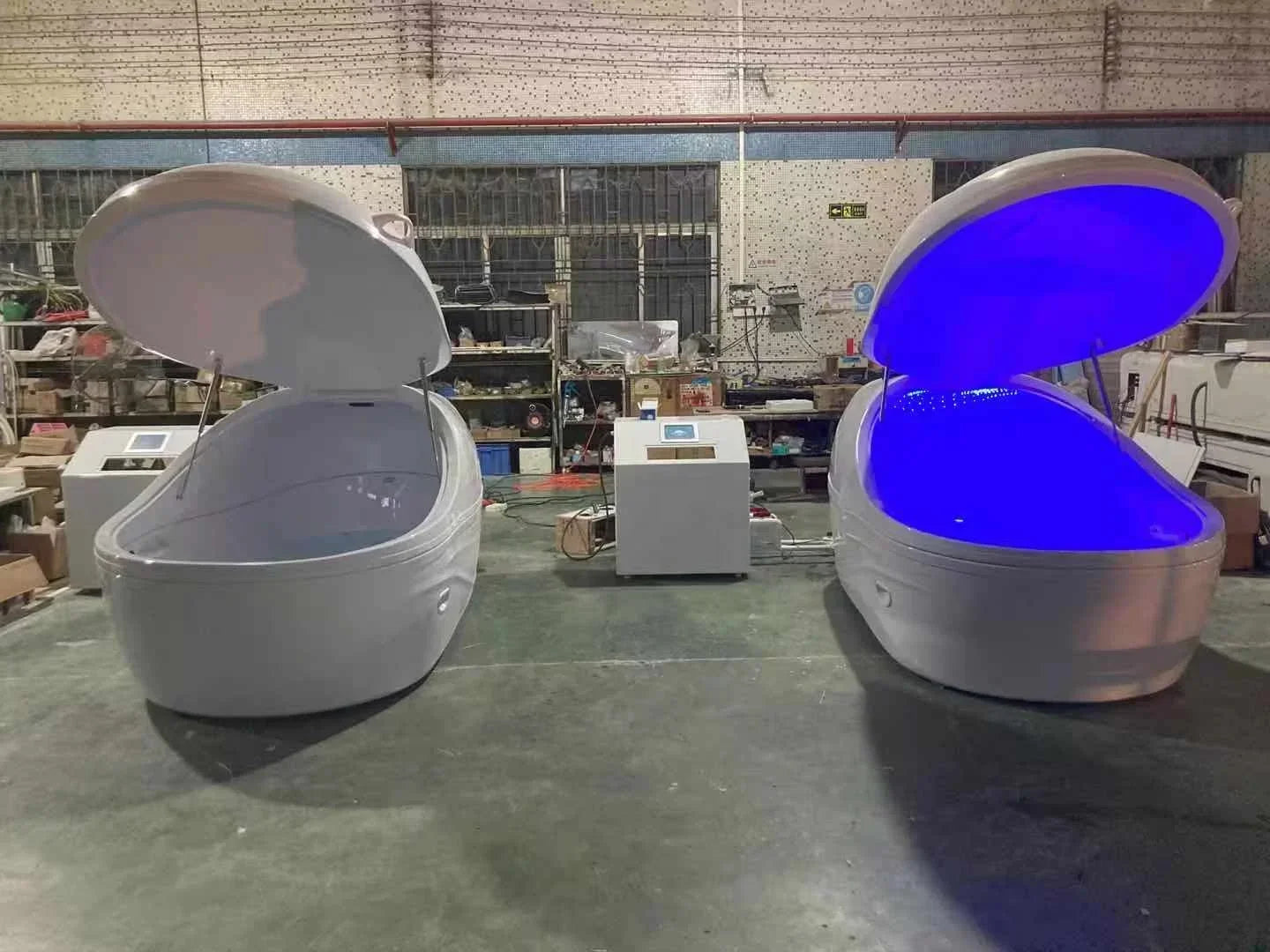 New large floating box water massage bathtub for pressure reduction and relief Ai-TechWorld 