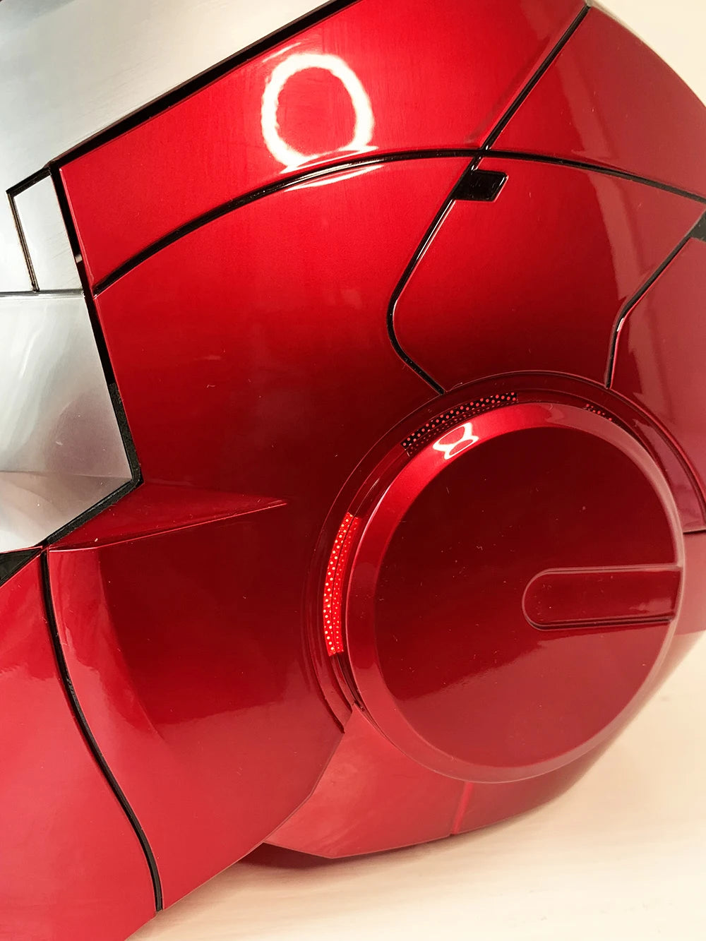 New AutoKing 1:1 Mk5 Iron Man Helmet Cosplay Voice Control Eyes with Light Model Toys for Adult Electric Wearable Christmas Gift Ai-TechWorld 