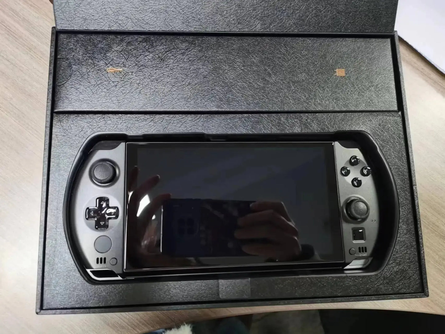 Ready Stock! 2025 GPD WIN4 Win 4 AI 9 HX 370 Handheld GamePad 6" for Black Myth Wukong Tablet Pocket Laptop Game Player Console Ai-TechWorld 