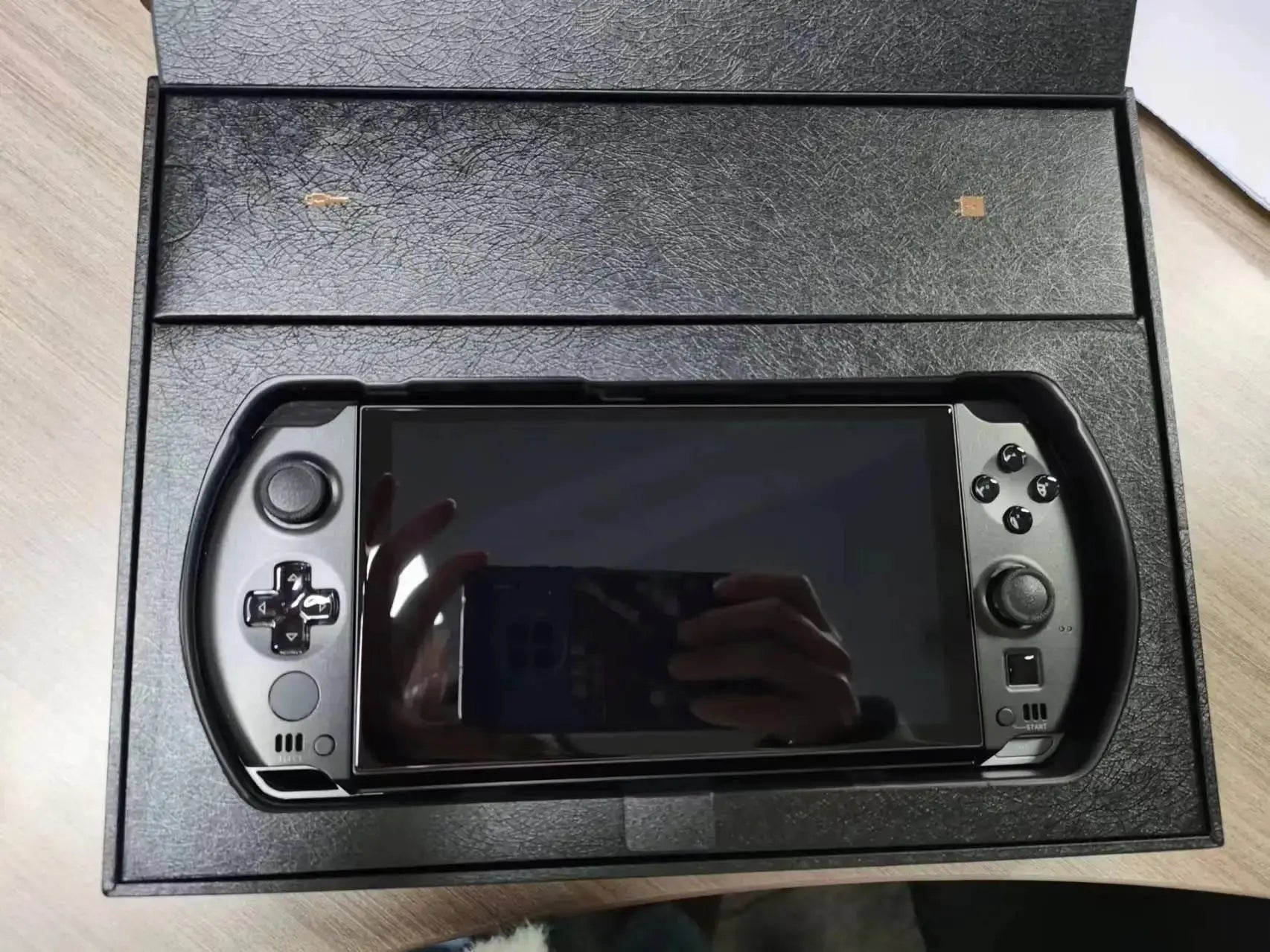Ready Stock! 2025 GPD WIN4 Win 4 AI 9 HX 370 Handheld GamePad 6" for Black Myth Wukong Tablet Pocket Laptop Game Player Console Ai-TechWorld 