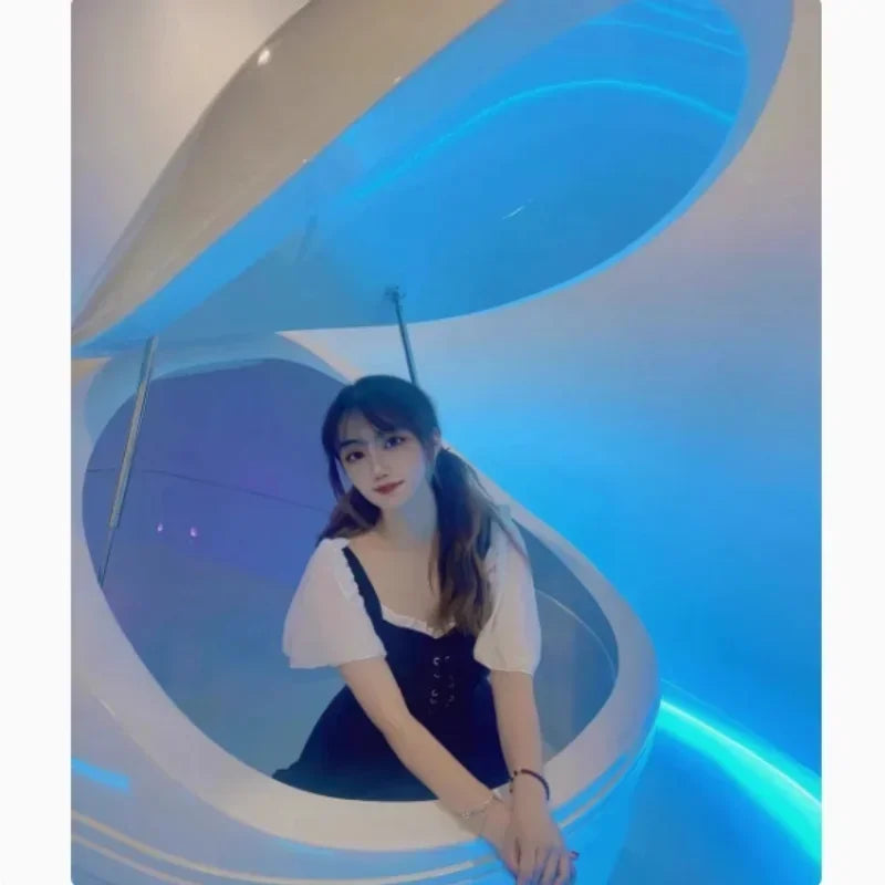 Floating cabin, floating bath, soothing and relaxing SPA hot spring, quiet sleep, stress relieving therapy cabin Ai-TechWorld 