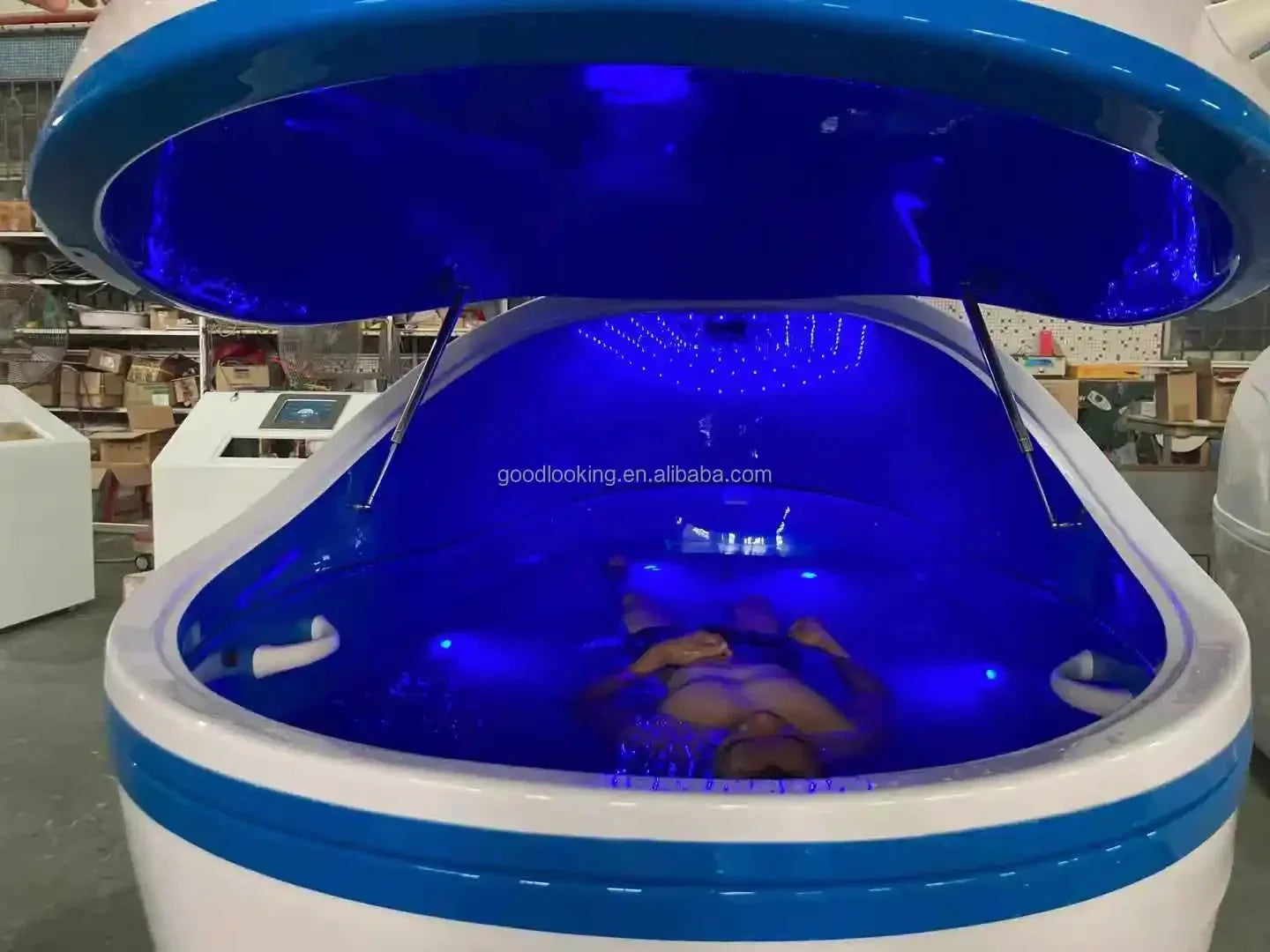 New large floating box water massage bathtub for pressure reduction and relief Ai-TechWorld 