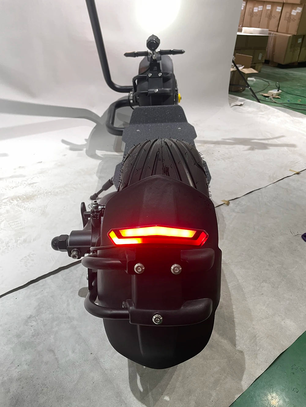 Qiaozhi Newest Design Big Two Wheels Fat Tyre Citycoco 1500W Max Disc Brake Electric Scooters Steel Frame Ai-TechWorld 