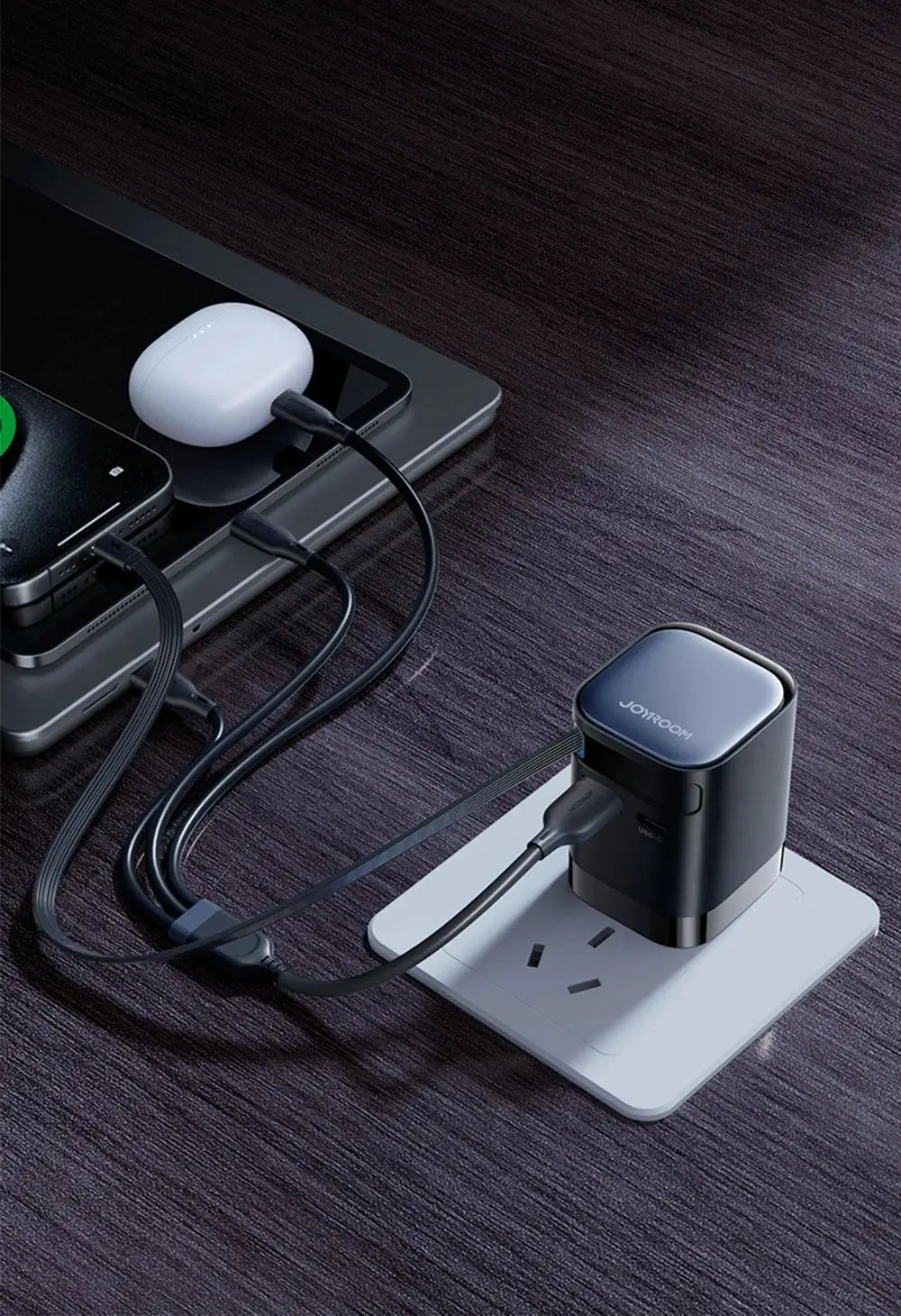 Joyroom PD 3.0 65W GaN Charger with Retractable USB C Cable Desktop Charger EU Plug Fast Charging for iPhone 16 15 Tablet Laptop - Ai - TechWorld